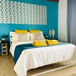 Kalufa Surf House