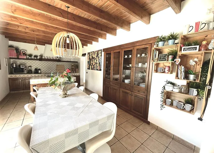 Kalufa Surf House Хостел