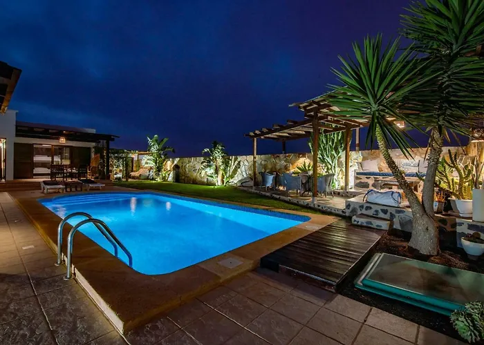 Kalufa Surf House Хостел