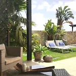 Hostel Kalufa Surf House